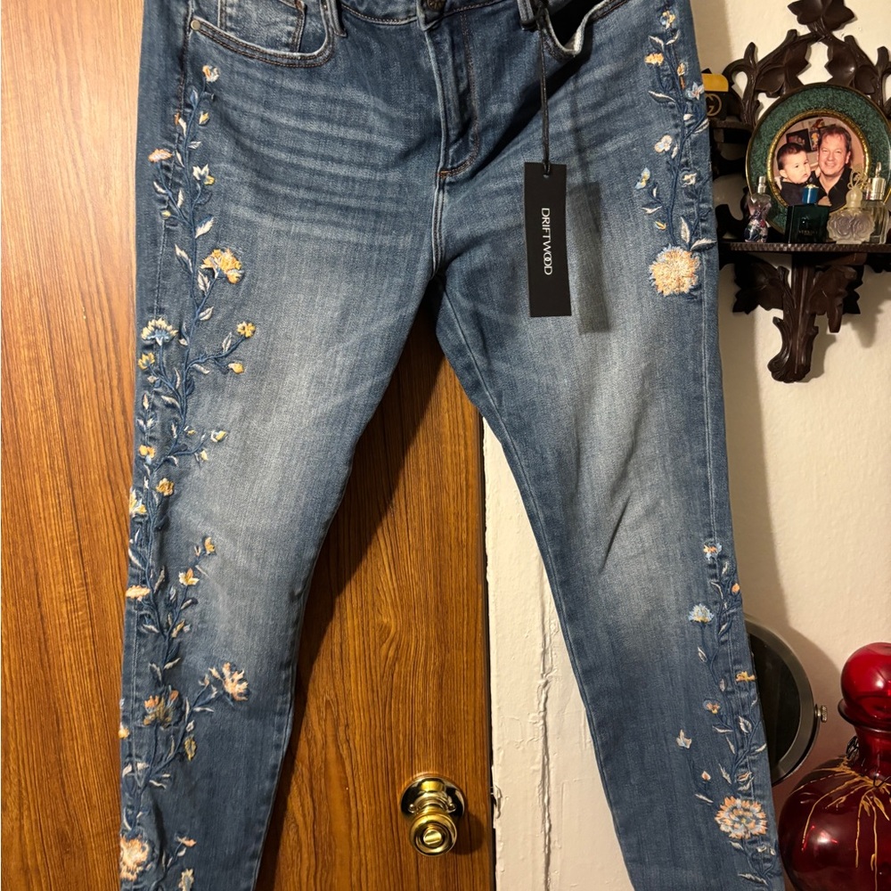 DRIFTWOOD Blue Skinny Jeans with Floral Embroidery